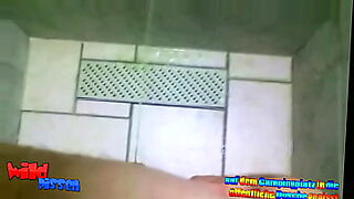 out door public pissing