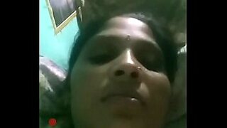 cewek cantik lgi tidur lalu di ewe paksa