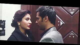 Khám phá thế giới tình dục của Bollywood BDSM.