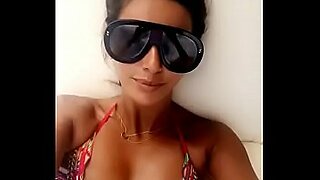 sunny leone sex fuck xvideo red hot bikini and boy fre