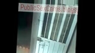 indian scholl girls spy cam in public toilet