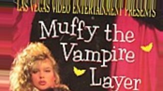 Vampire Muffy merasakan penetrasi ganda yang kasar