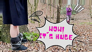 Un exhibicionista afortunado recibe una mamada sorpresa de un extraño en un parque público.
