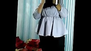 jilat lobang memek cewe cantik