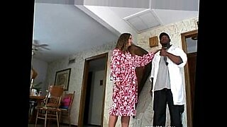 mom get hurt with fuck by her son xvideos