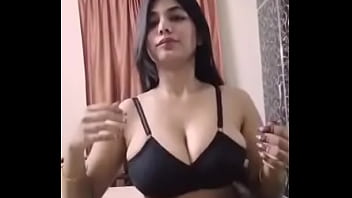 video sex indo selingkuh ganas di gubuk