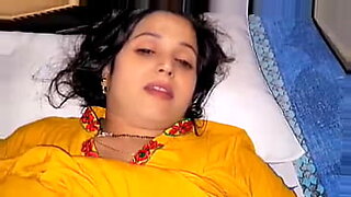 larki kutha k sath sex karta howa