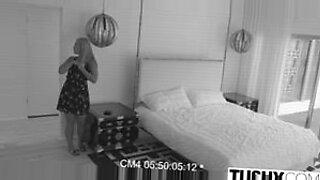 babysitter and mom fuck to dad