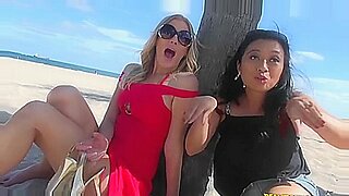 girls anal beach