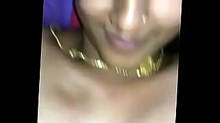 indian marathon bhabhi saree masturbating