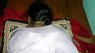 desi mom fuck by son in hindi voice