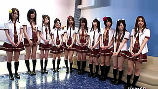 yaong girls facking in japan
