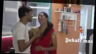 sexy indian aunty video see